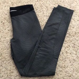 Nike Pro Hyper Warm leggings
